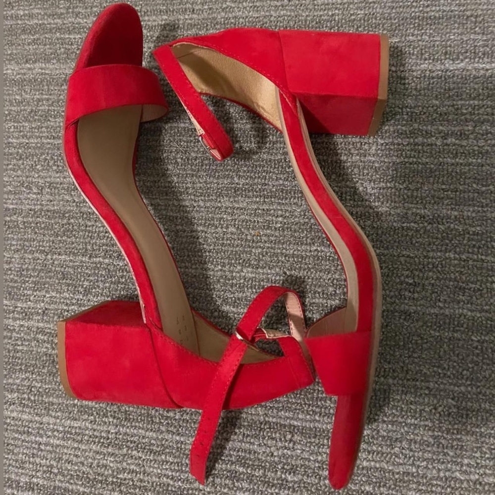 Merona Red Suede Block Heels Sandals - Picture 3 of 9